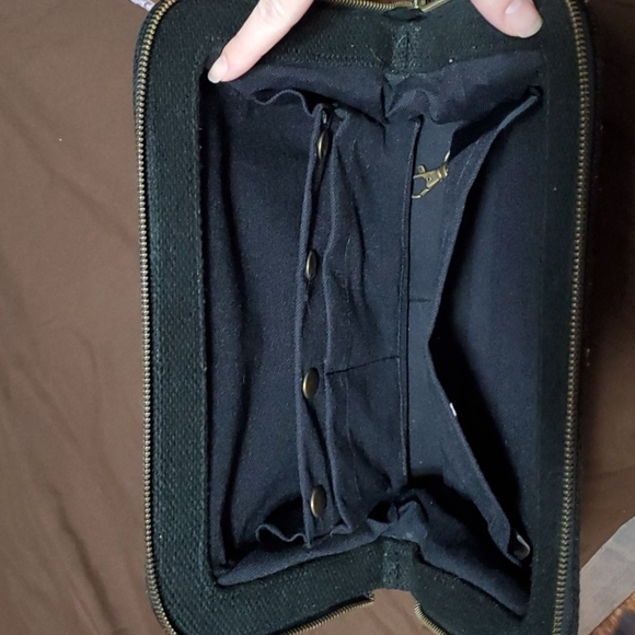 Cake by Petunia pickle bottom diaper bag clutch - Picture 5 of 6